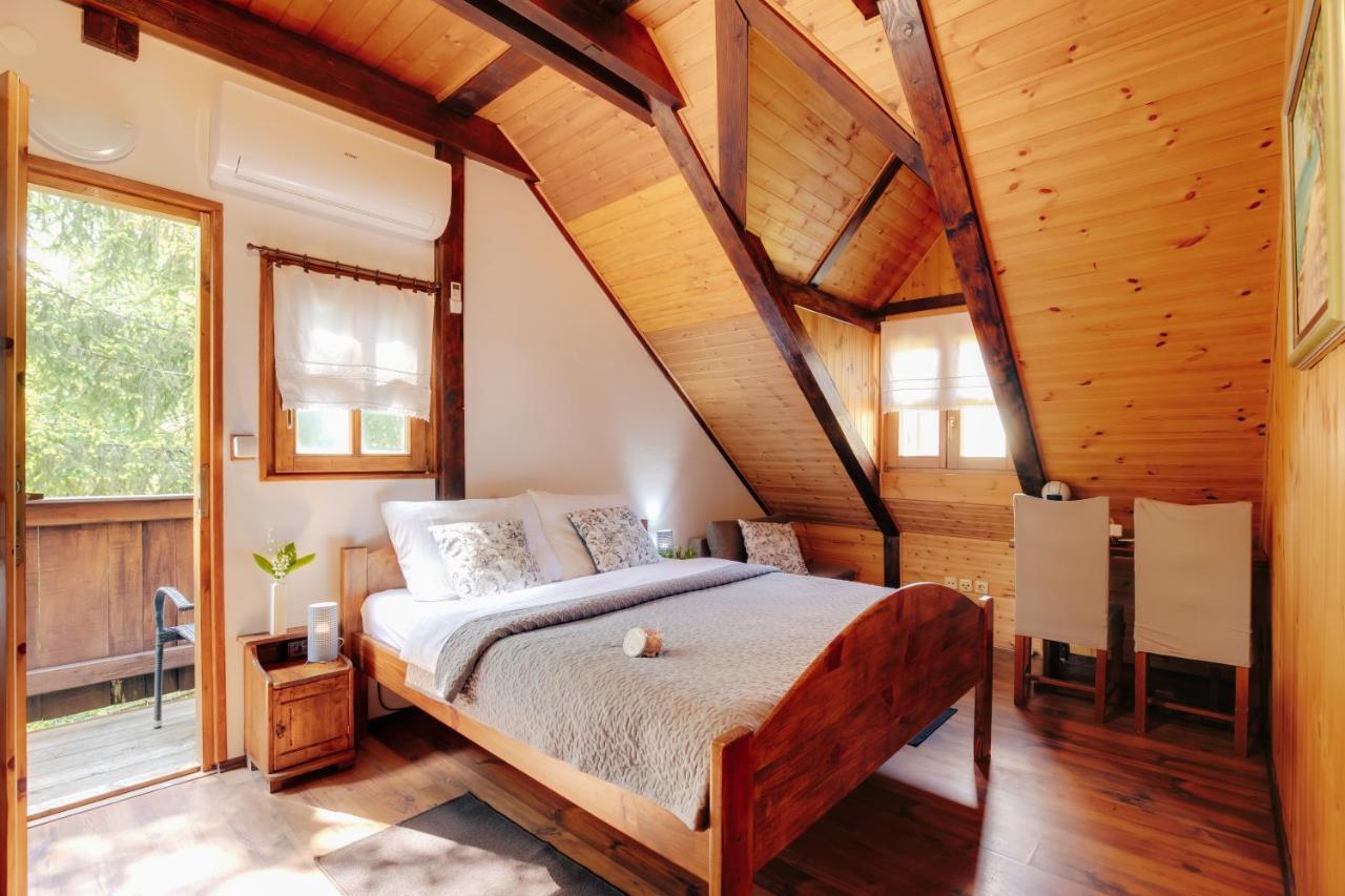 Guesthouse Pod Rastockim Krovom Slunj Luaran gambar